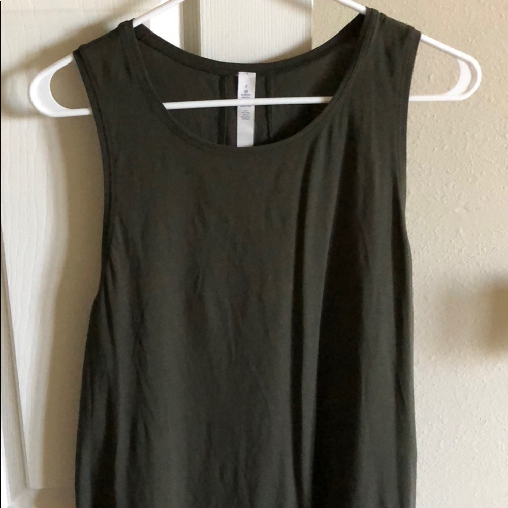 Olive lululemon tank